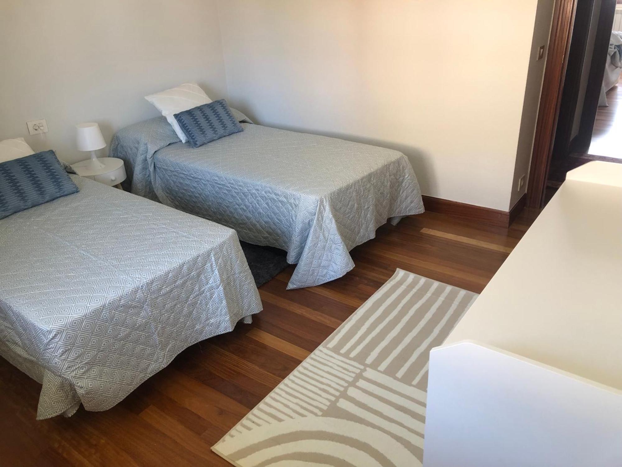 Apartamento Duplex Junto A La Playa Con Garaje Castro Urdiales Exterior photo